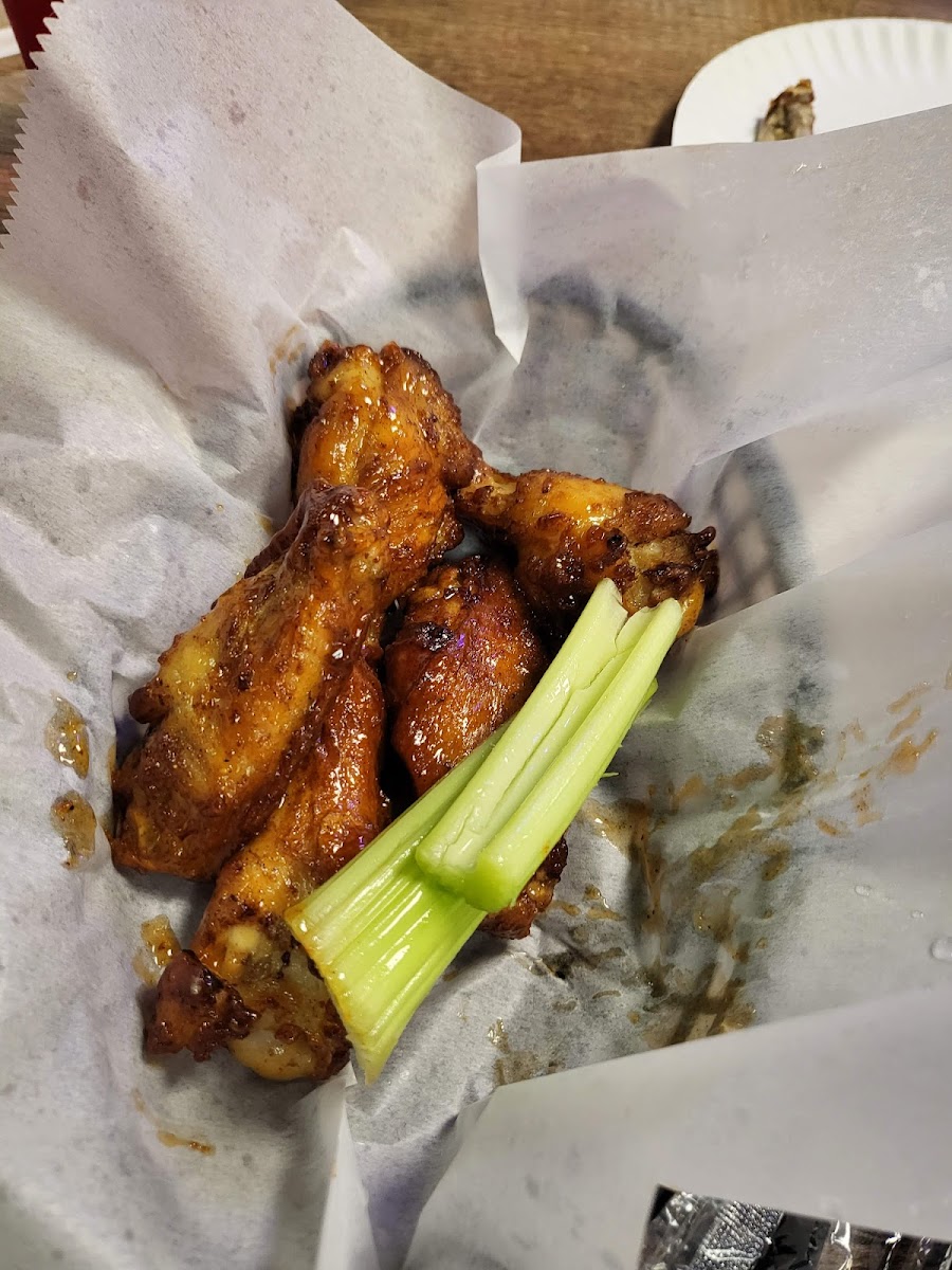 Long Hollow Pizza & Pub-8